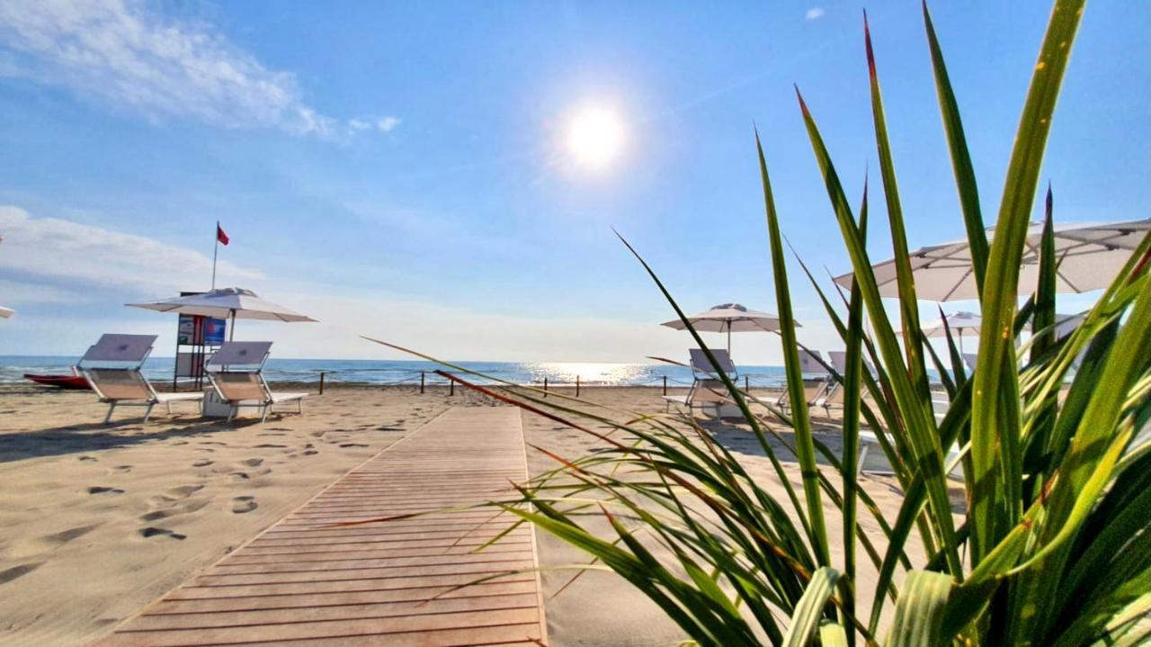 Hotel Saraceno Resort With Private Beach Морской Милан Экстерьер фото
