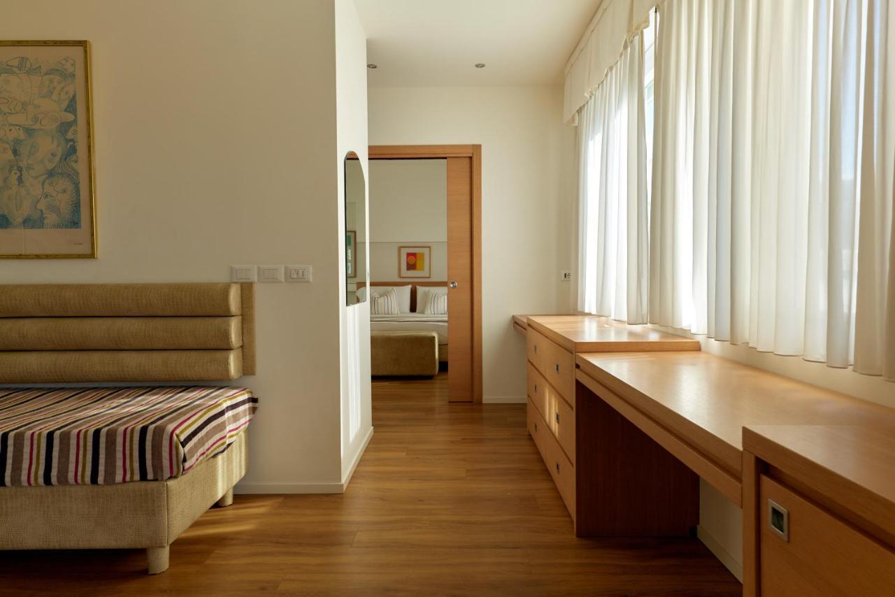 Hotel Saraceno Resort With Private Beach Морской Милан Экстерьер фото
