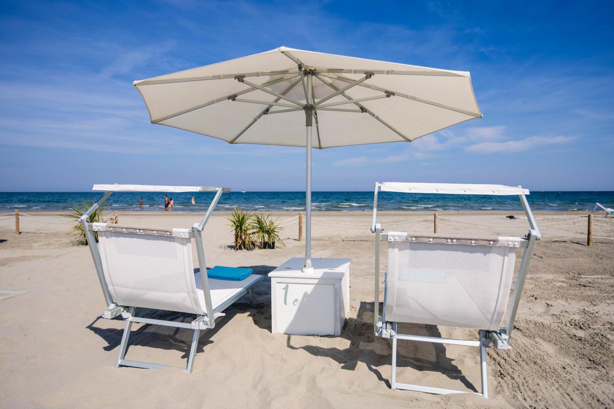 Hotel Saraceno Resort With Private Beach Морской Милан Экстерьер фото