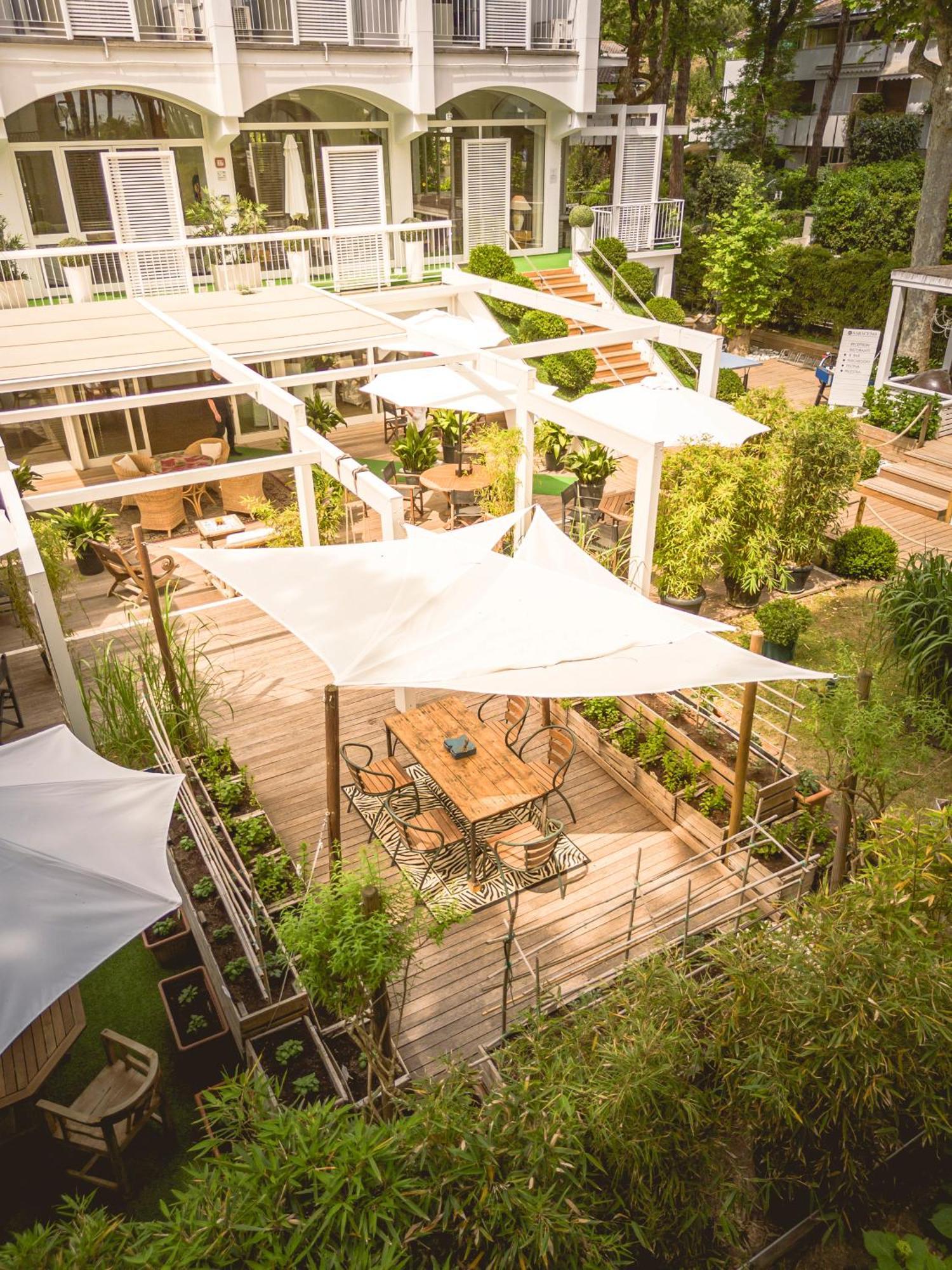 Hotel Saraceno Resort With Private Beach Морской Милан Экстерьер фото