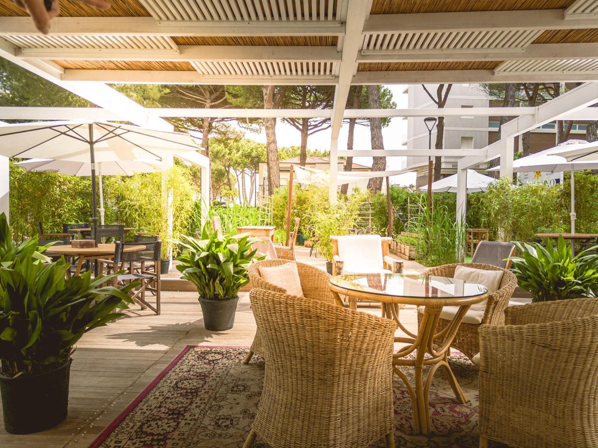 Hotel Saraceno Resort With Private Beach Морской Милан Экстерьер фото